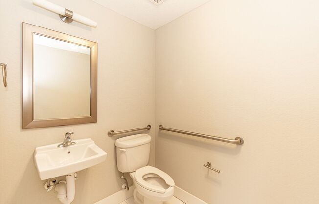 4645 SE 11th Pl. 301