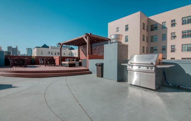 1 bed, 1 bath, 965 sqft, $2,750, Unit 507