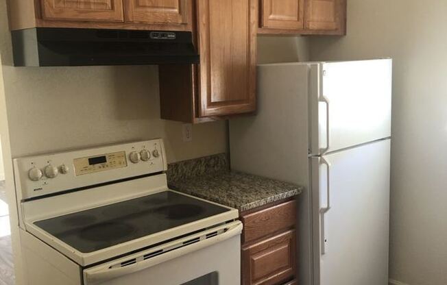 2241 W HEATHERBRAE DR