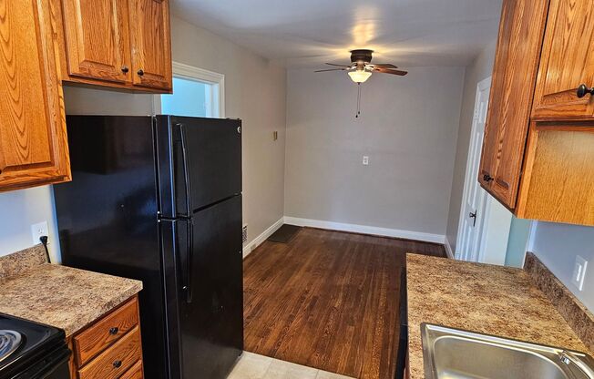 1 bed, 1 bath, 650 sqft, $995, Unit #1