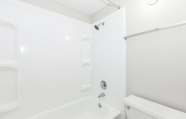 1 bed, 1 bath, 575 sqft, $1,034