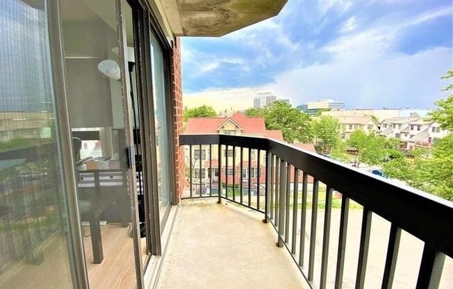 2 beds, 2 baths, 825 sqft, $3,450, Unit 226
