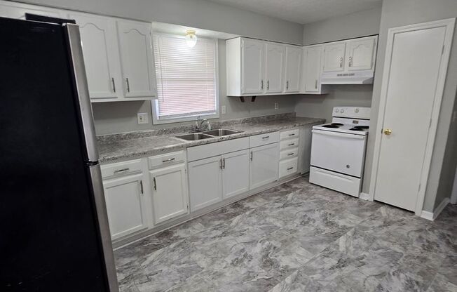 Two Bedroom Duplex in Lawrence Township near 46th and Shadeland Ave