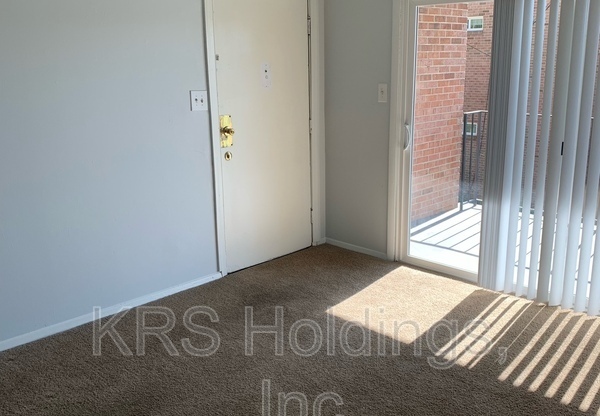 1700 Carlisle Ave