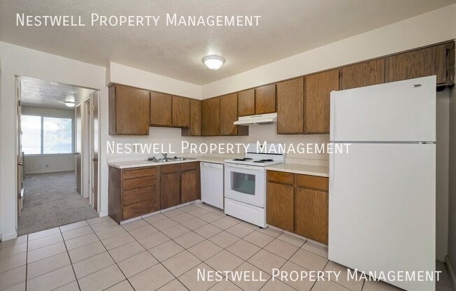 1481 N MANDALAY RD