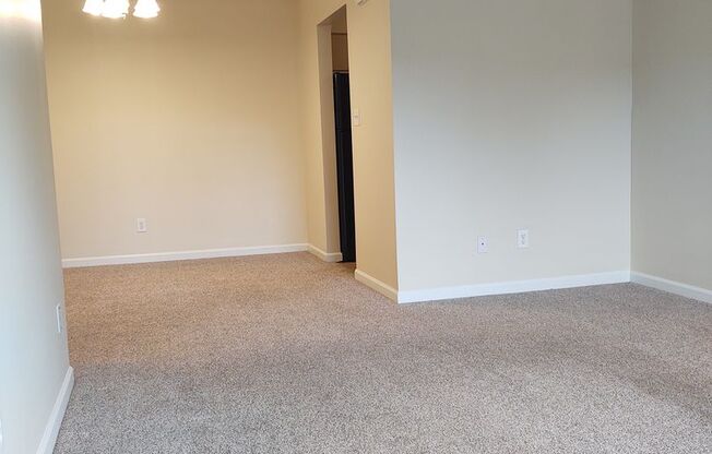 2 beds, 2 baths, $1,050, Unit UNIT A