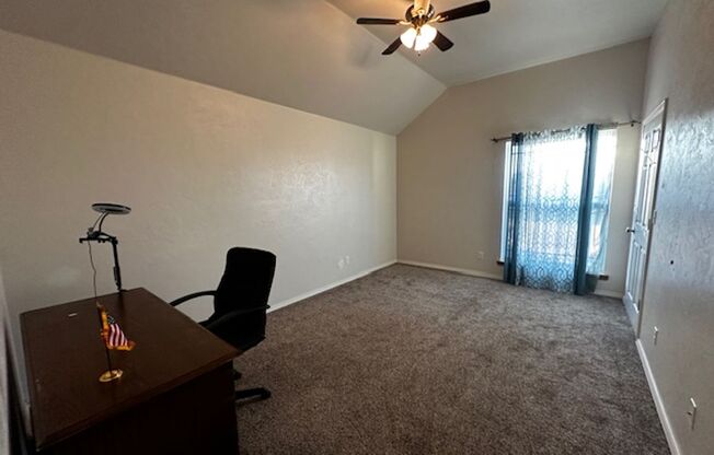 3 beds, 2 baths, $3,000