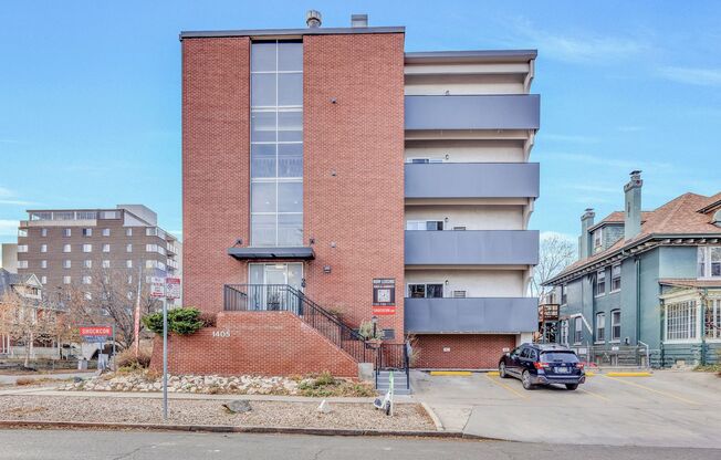 1 bed, 1 bath, 640 sqft, $1,200, Unit 104