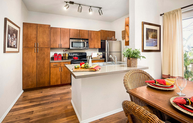 Wasatch Apartments Utah Dining Area