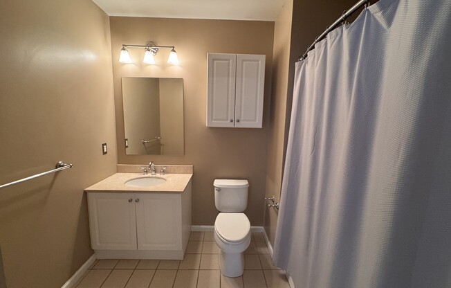 1 bed, 1 bath, 804 sqft, $2,400, Unit 804