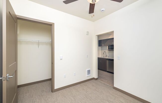 1 bed, 1 bath, $1,500, Unit Unit B407