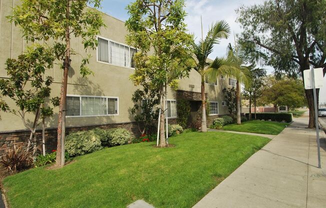 River Road Apartments