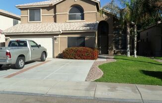 Large 5 Bedroom with Sparkling Pool North Peoria!