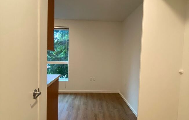Studio, 1 bath, 170 sqft, $1,150, Unit 4408