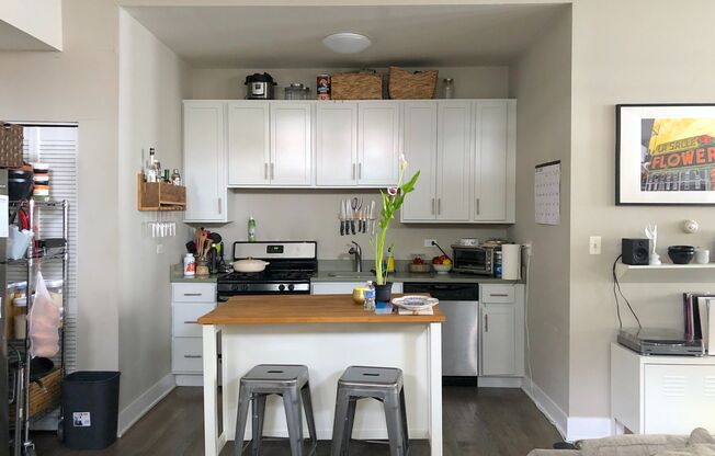1735 W. Augusta