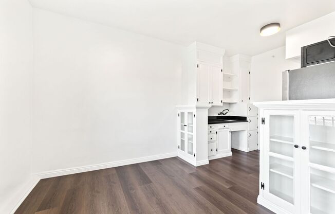Studio, 1 bath, 510 sqft, $2,050, Unit 401