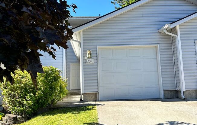 230,32,34,36 Leadora Ln.