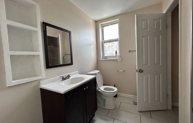 1632 W Passyunk Ave