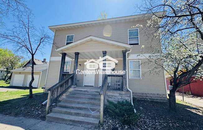 1109 17th Ave N 2