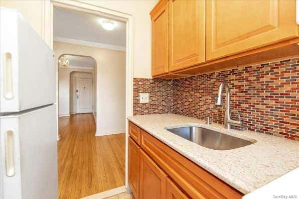 1 bed, 1 bath, $2,000