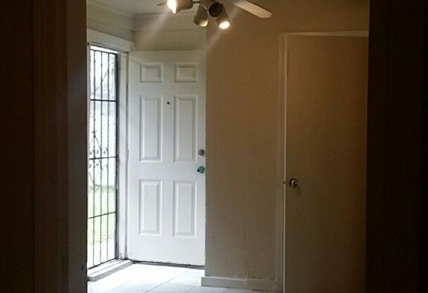 5042 Ventura Ln.
