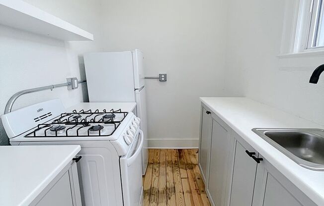 1 bed, 1 bath, 600 sqft, $1,038, Unit 403