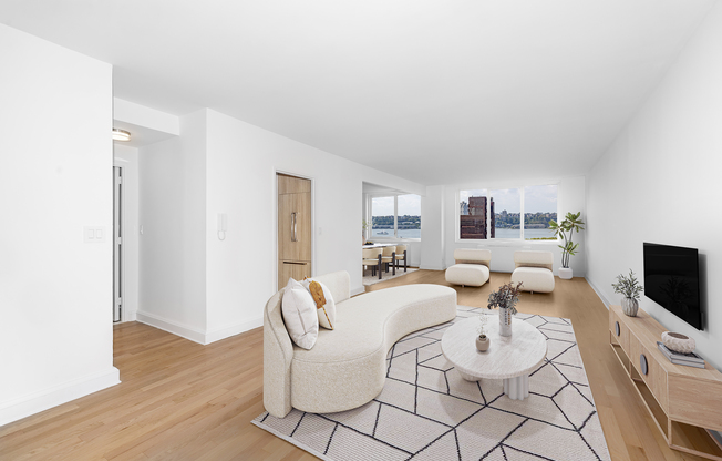 3 beds, 2.5 baths, $15,500, Unit 17C