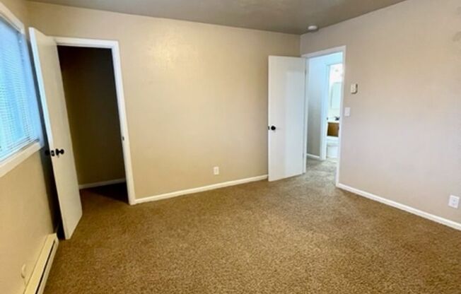 2 beds, 1.5 baths, 1,000 sqft, $1,595, Unit 06