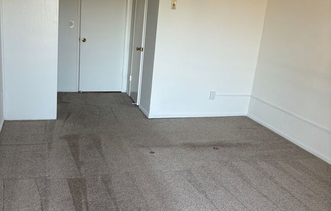 1 bed, 1 bath, 944 sqft, $2,350, Unit 3750