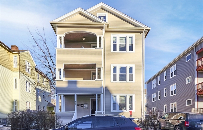 35 ARTHUR ST