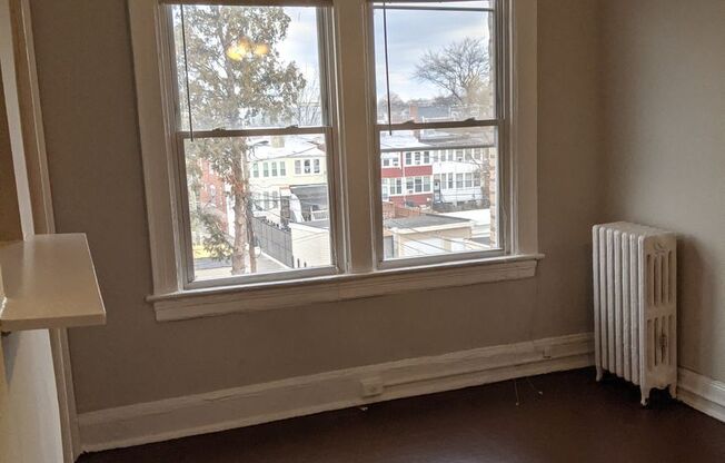 1235 Randolph St NW