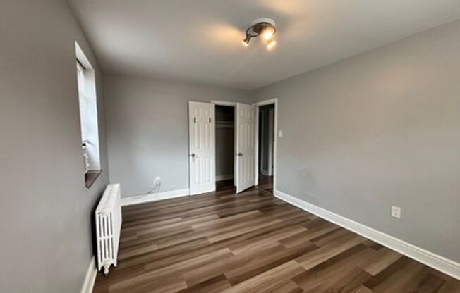 3 beds, 1 bath, 1,000 sqft, $2,390, Unit 6236 Fifth Ave. #300A