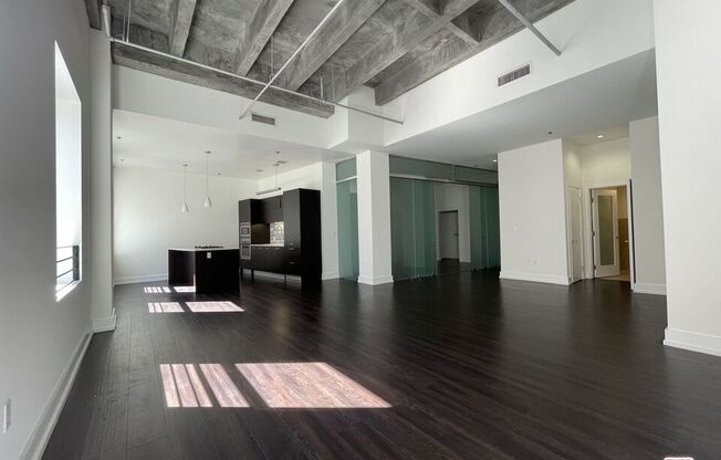 1 bed, 2 baths, 1,335 sqft, $3,503, Unit 1325
