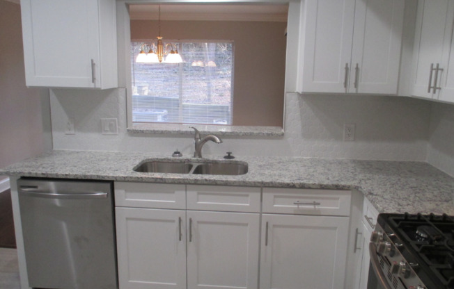 105 FAIR HVN WAY SE