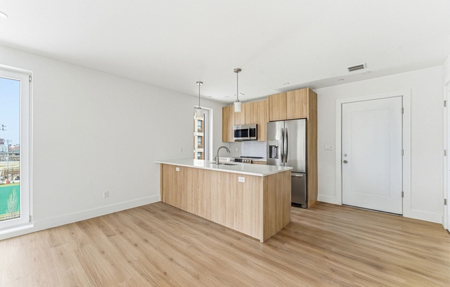 1 bed, 1 bath, 633 sqft, $3,485, Unit 211