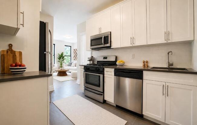 4 beds, 2 baths, 1,200 sqft, $6,500, Unit 491