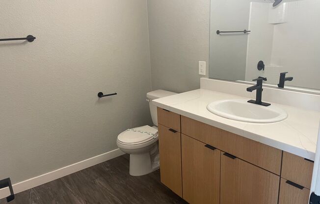 2 beds, 2 baths, 841 sqft, $2,875, Unit K031