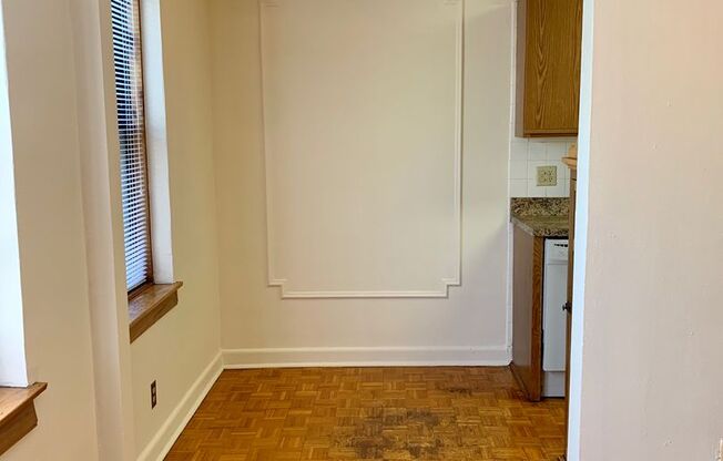 Studio, 1 bath, 300 sqft, $1,495, Unit 644-209