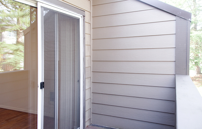 3 beds, 2 baths, 1,067 sqft, $1,950, Unit CMV 12231 - 104