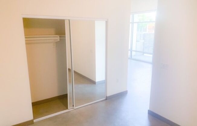 Studio, 1 bath, 554 sqft, $2,895, Unit 101