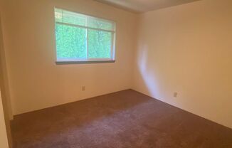 2 beds, 1 bath, 828 sqft, $1,000, Unit 3