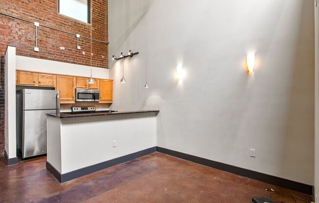 2 beds, 2 baths, 825 sqft, $1,495, Unit APT 126