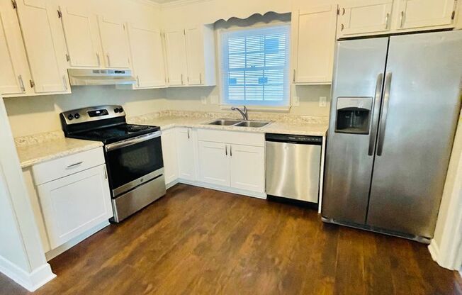 3 bed 1.5 bath ranch style house *50% off the first month with a 12 month lease*