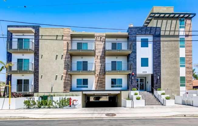 MODERNO Luxury Living East