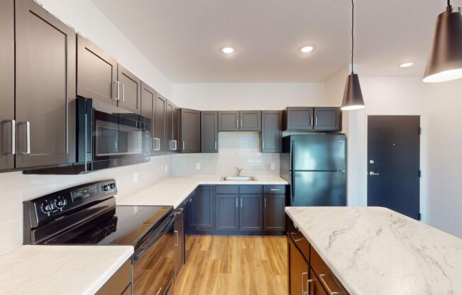 2 beds, 2 baths, 1,151 sqft, $1,505, Unit 7950-2201