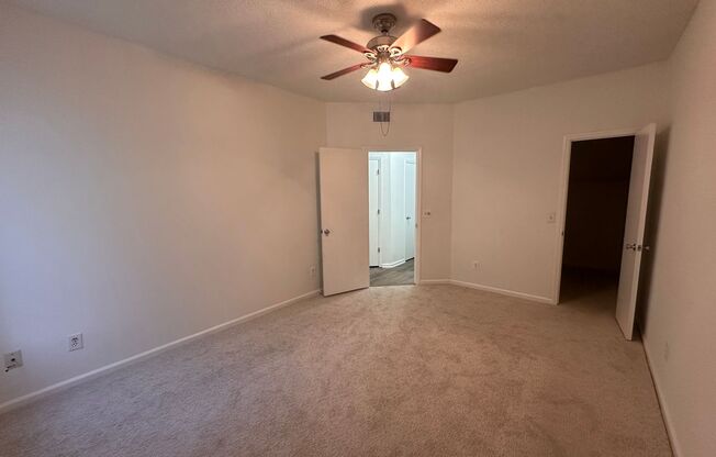 1 bed, 1 bath, $1,100, Unit Unit 105C