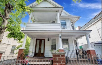 9 ROSEWOOD PL