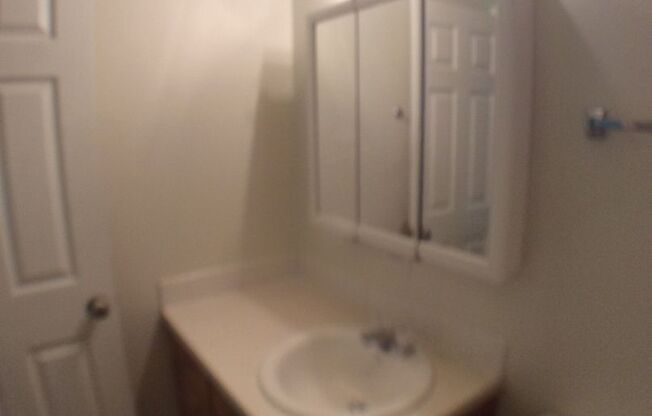 2 beds, 1 bath, 740 sqft, $1,475, Unit 315