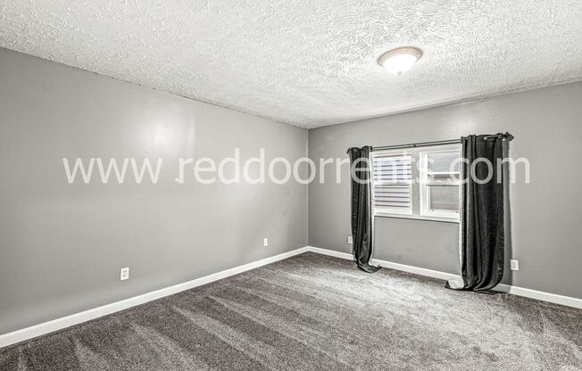 2 beds, 1 bath, $1,250