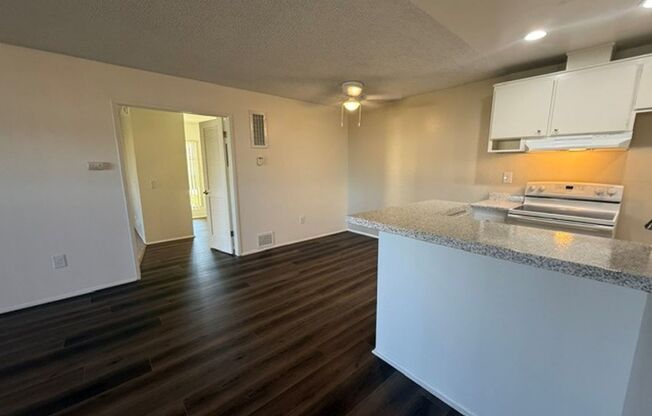 1 bed, 1 bath, 716 sqft, $2,150, Unit J004